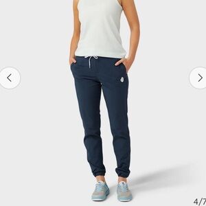 NWOT Stio Women's Navy CFS Board Pants